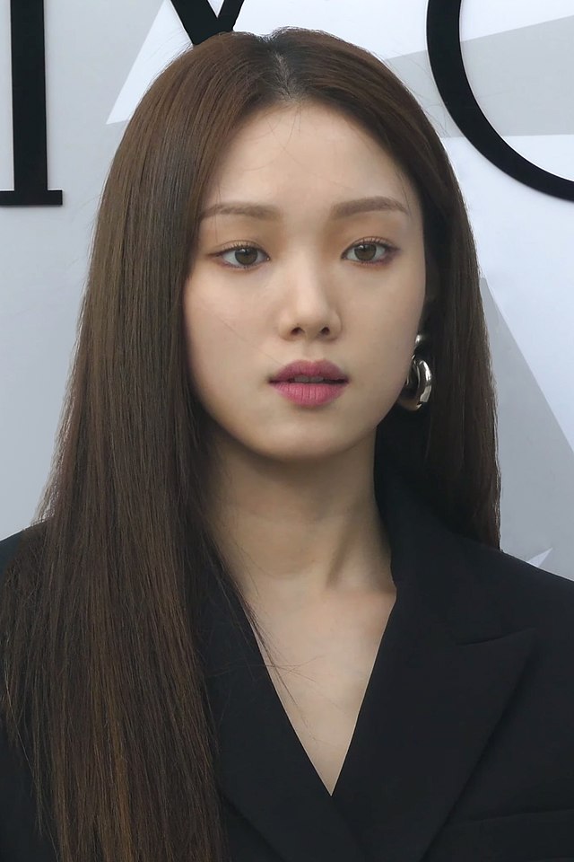 Lee Sung Kyung 1