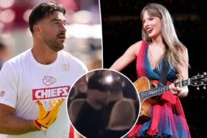 Taylor Swift surprise par la présence de Travis Kelce à