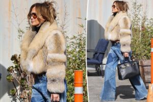 Sortie chic de Jennifer Lopez à LA en fourrure et