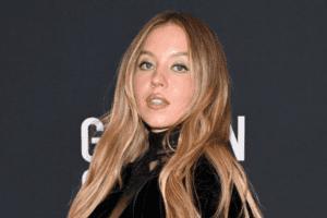 Sydney Sweeney répond aux trolls en postant vidéos d'elle au