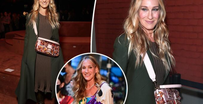 S. Jessica Parker porte le sac favori de Carrie Bradshaw